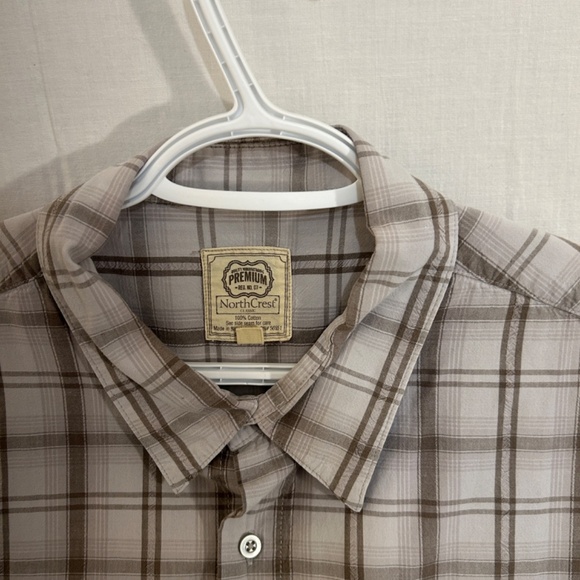 Men's Short Sleeve Casual Button Down Grey Plaid Shirt by Northcrest XL - Picture 5 of 6